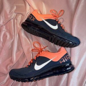 2013 Authentic Nike Air Max 2013 Women’s Size 8.5 - 555363-400